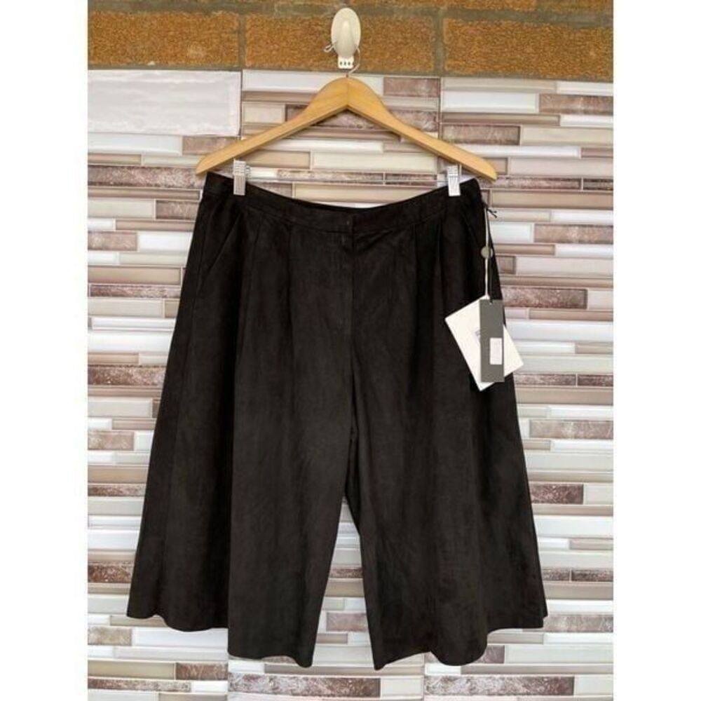DROME knee length suede shorts size Large